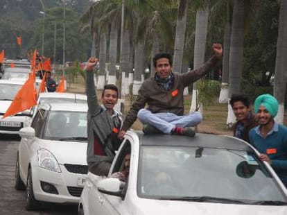 delhi election is a hot cake