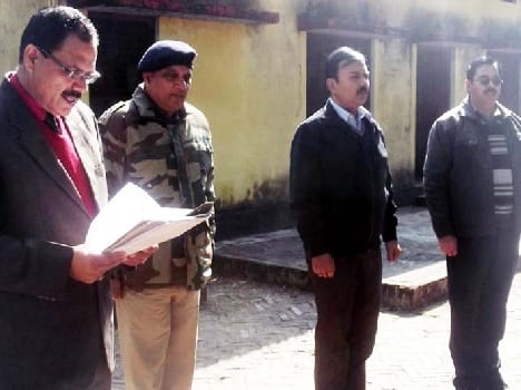 voter take oath in voting day