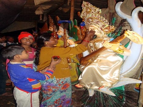 Statues reached pandals