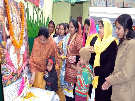 people celebrate vasant panchami