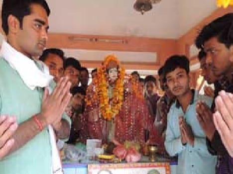 Saraswati, the goddess was worshiped in temples from home