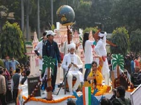 Tableau Runs In BHU At Foundation Day