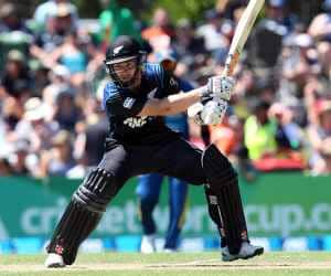 two batsmen missed ton after scoring more than 95 in ODI.