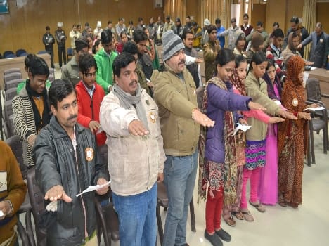 Voters Day 13 Bielo awarded