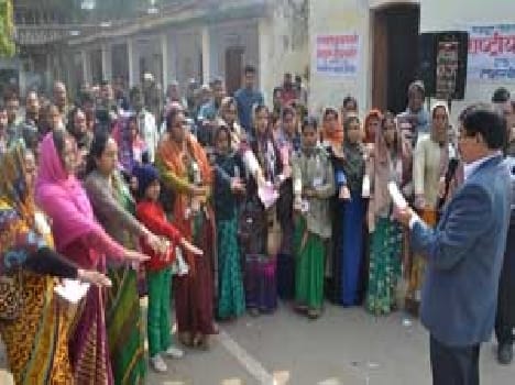 The oath was administered to vote on election day