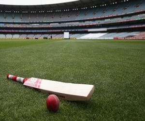 pakistani crickter died hit by ball in cricket match