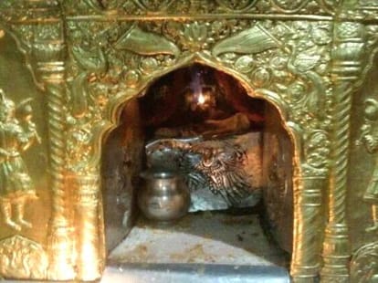 jwala mai at baku, story.