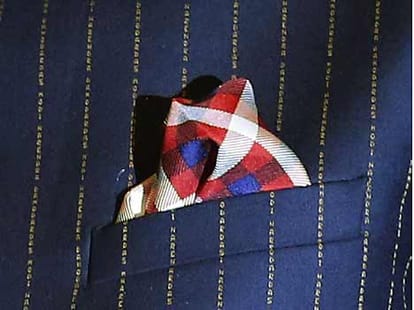 narendra modi suit