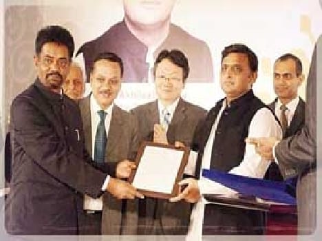 chief Minister honor to dm Narendra Patel