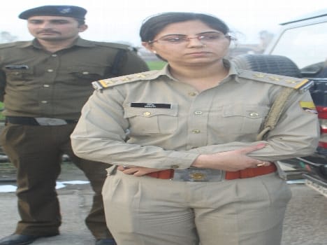 Excise team led by sharp weapons attacked liquor smugglers