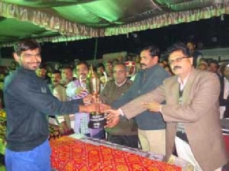 Lucknow winner in volleyball