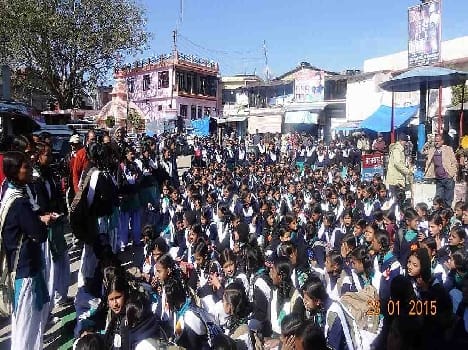 In Dwarahat blockade
