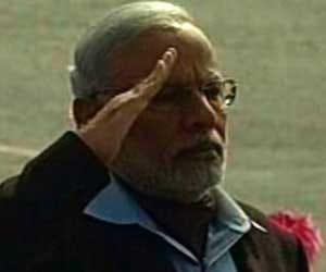 modi congrats team india for world cup win
