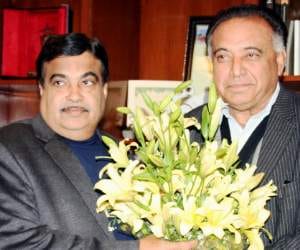 transport minister gs bali met union minister nitin gadkari in delhi.