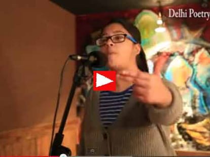 VIDEO: this girl gave tart reply to rapper Honey Singh.