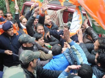 fir lodged against yuva congress president vikramaditya singh.