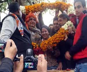 Hooda are seeking votes for sharmistha.
