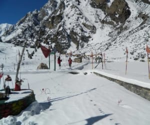 kali river in nepal turn into ice.