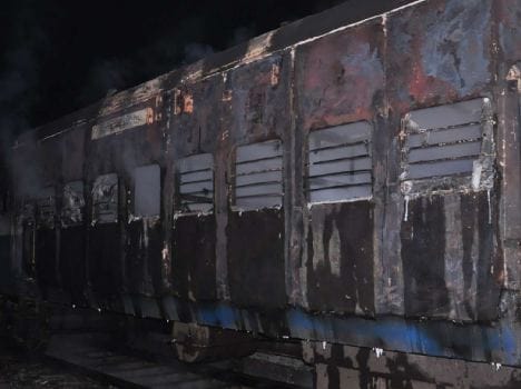 petrol bomb attack on a train in kolkata