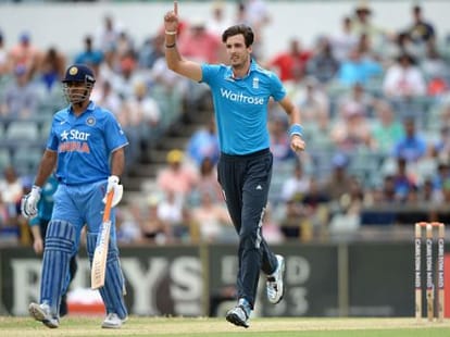 LIVE: india vs england, tri series