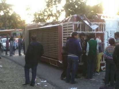 accident at una 10 injured.