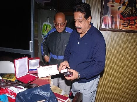 theft in bank maanger's house