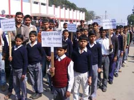 Saluting the sacrifices made ??by students