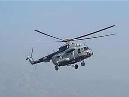 Modi comes in a chopper to announce sops for aam aadmi