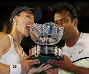 Leander Paes win mixed doubles final in australia open
