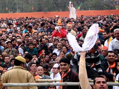 Prime minister Modi is in social media top trend