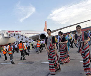flight delay will leas to then salary deduction