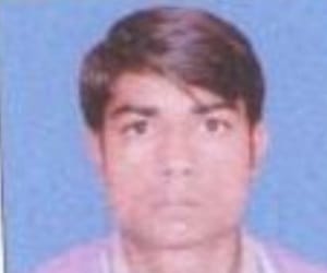 A man tried to use fake cheque.