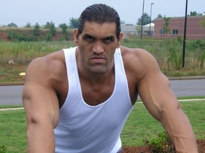 great khali will soon come into wrestling ring.