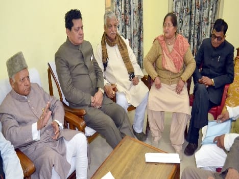 jati, dharm ko banaia ja raha algaav ka hatiyaar