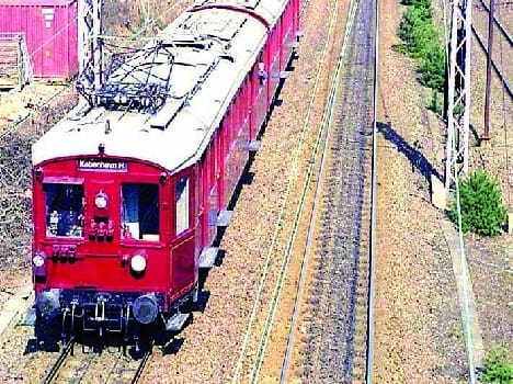 Lalkuan intercity train runs between Delhi!