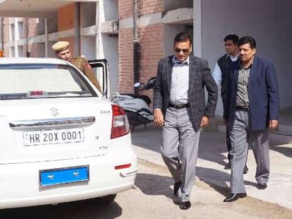 bribe case: clean chit to accused CIA team