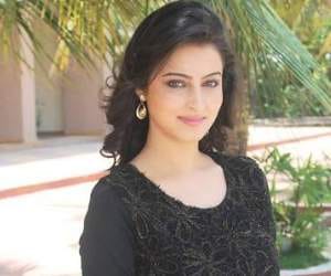 miss intercontinetal chandni sharma joined kathak classes.