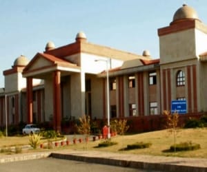 online application for admission in doon university.