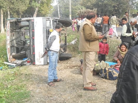 Dirawa bus overturns Ten injured