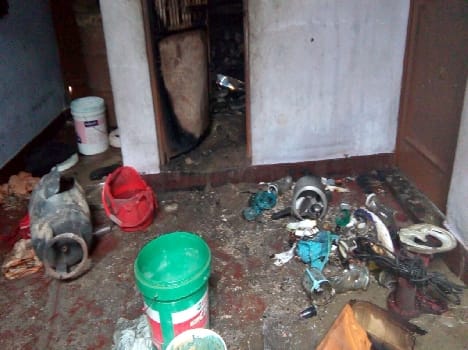 Cylinder bursts father Son and daughter injured