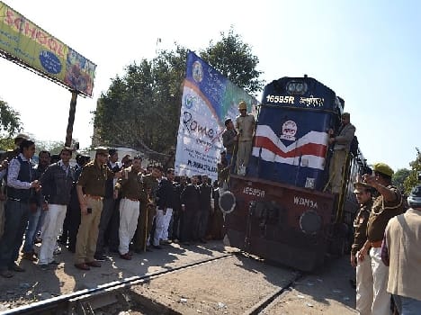 protest of lawyers in mathura