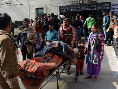 clash between doctor and lawyer in jammu gmc