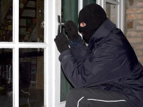 strange theft case at kinnaur.