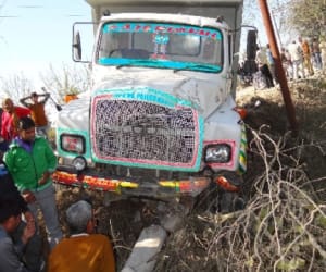 dumper killed two brother at dehradun.