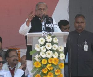 Mulayam Singh Yadav comments on PM Modi.