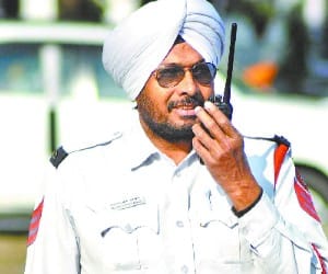 meet chandigarh trafic police head constable bhupinder singh