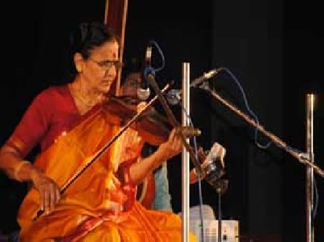 Dr N Rajam Sing a song in Bhu