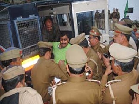 SP leader attempted self-immolation in the police line