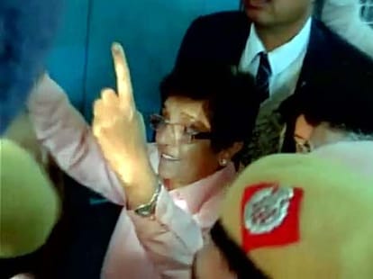 LIVE: see Here is a picture of election of Delhi.