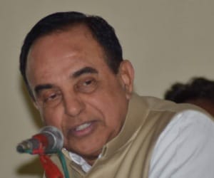 Ex-Minister Subramanian Swamy About Ex-PM Manmohan Singh